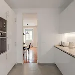 Sunny House - Bright 2 Bedroom W/ Office * Lissabon