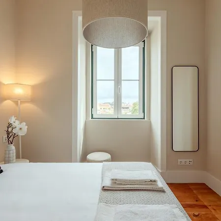 Apartmán Sunny House - Bright 2 Bedroom W/ Office *