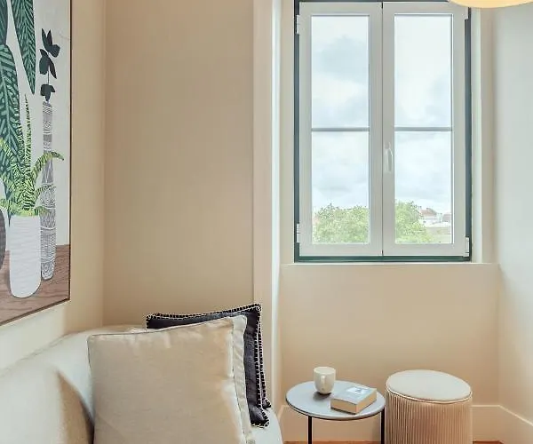 Sunny House - Bright 2 Bedroom W/ Office アパート