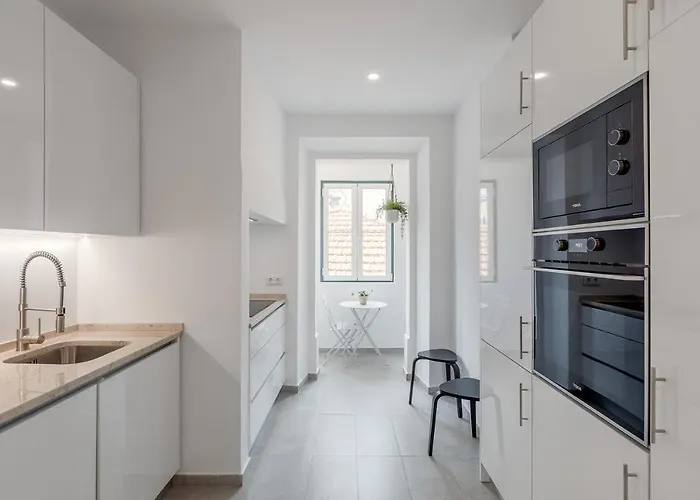 Sunny House - Bright 2 Bedroom W/ Office アパート *