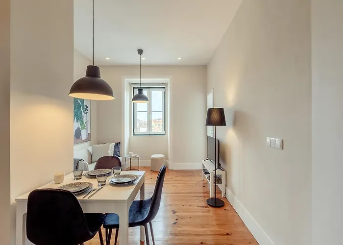 Apartment Sunny House - Bright 2 Bedroom W/ Office *